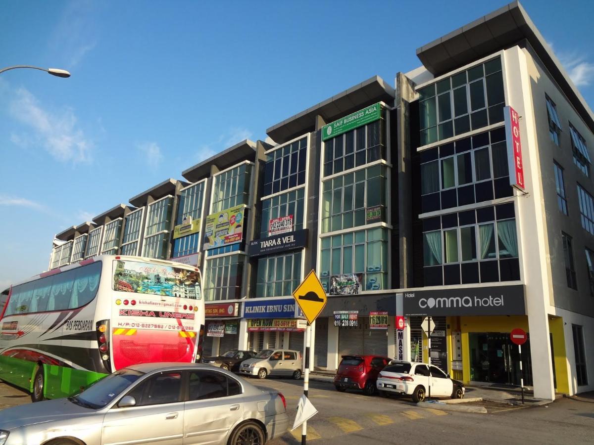 Comma Hotel Bandar Saujana Putra Exterior foto