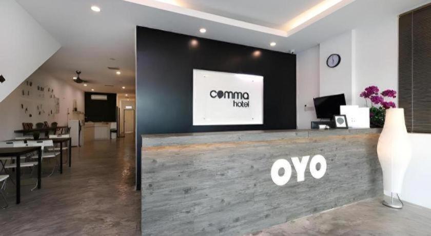 Comma Hotel Bandar Saujana Putra Exterior foto